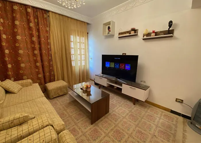 Sunny 2Br Apartment In Maadi