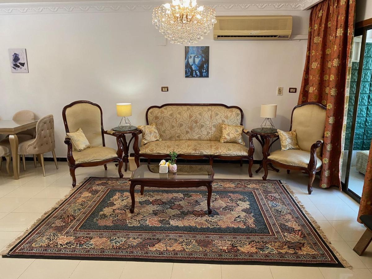 Sunny 2br In Maadi