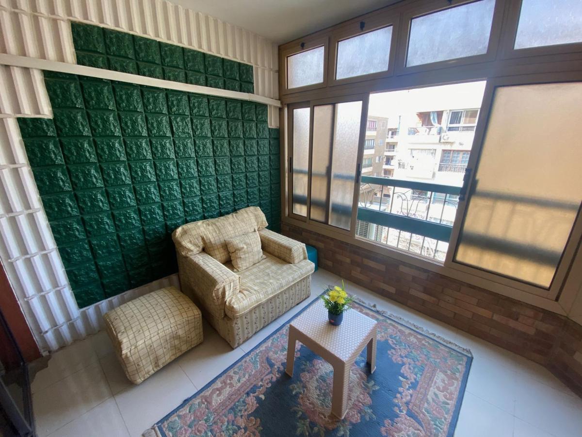 Sunny 2br In Maadi