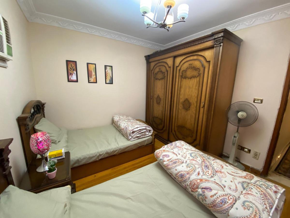Sunny 2br In Maadi Kairo
