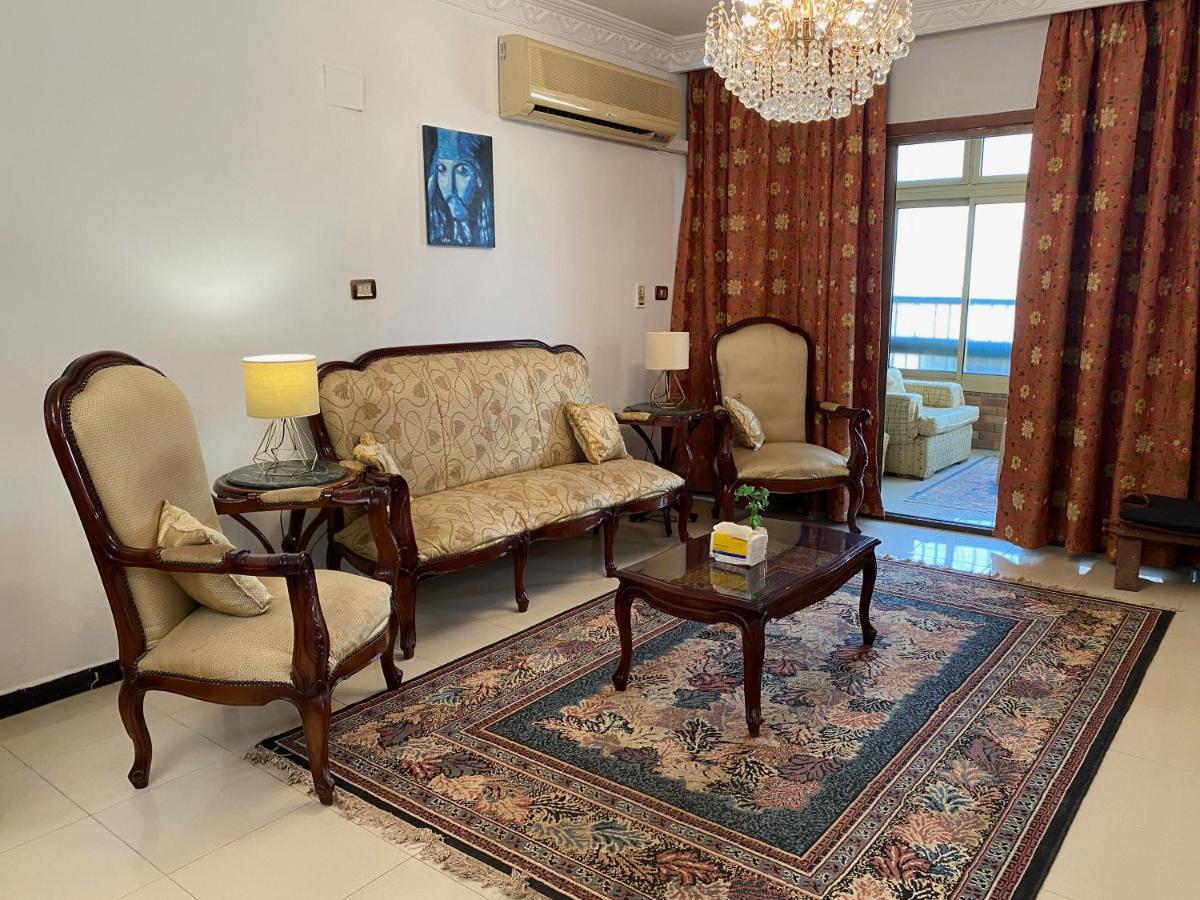 Sunny 2br In Maadi *