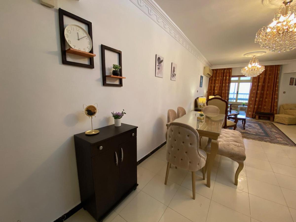 Sunny 2br In Maadi Apartment *